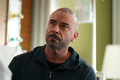 DOC: Alan Van Sprang in the Good Hands" episode of DOC airing Tuesday, Mar. 10 (9:00-10:00 PM ET/PT) on FOX. CR: John Medland/FOX. ©2026 FOX Media LLC.