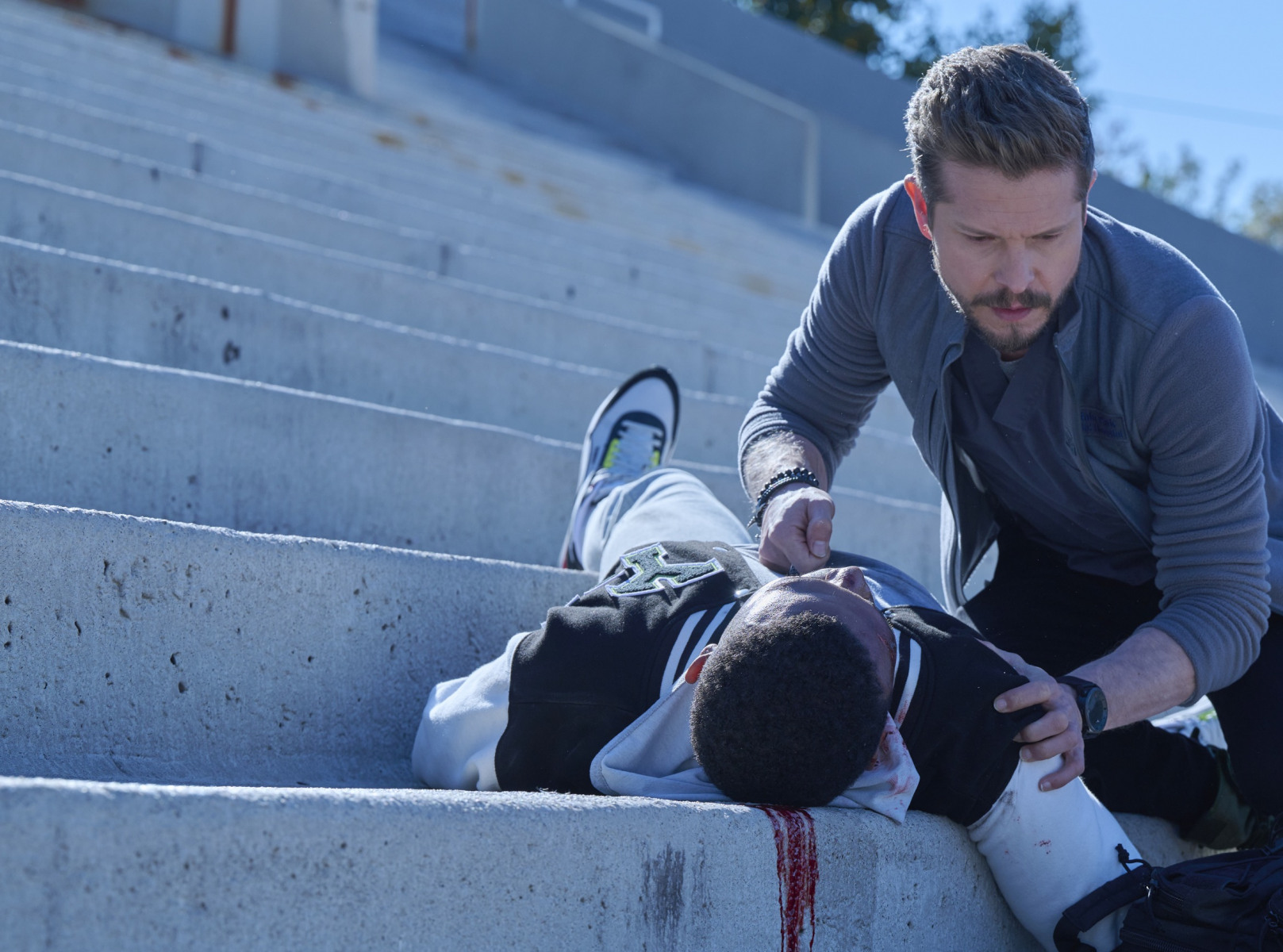 THE RESIDENT:  L-R: Guest star Tyler Rainey and Matt Czuchry in the “Better Part of Valor” episode of THE RESIDENT airing Tuesday, Nov. 15 (8:00-9:02 PM ET/PT) on FOX. ©2022 Fox Media LLC. CR: Tom Griscom/FOX