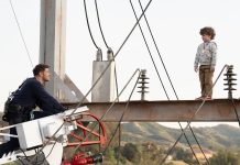 911 Photos Episode 9×17 “I Got You Babe”